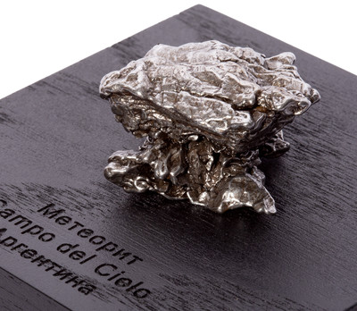 Метеорит Campo del Сielo 106,25 гр с коробкой