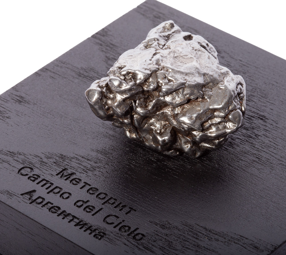 Метеорит Campo del Сielo 140,44 гр с коробкой