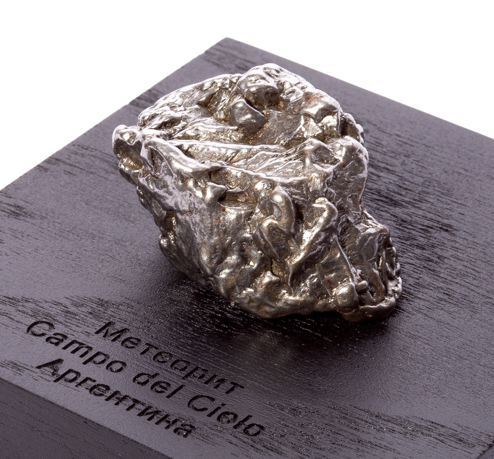 Метеорит Campo del Сielo 140,31 гр с коробкой