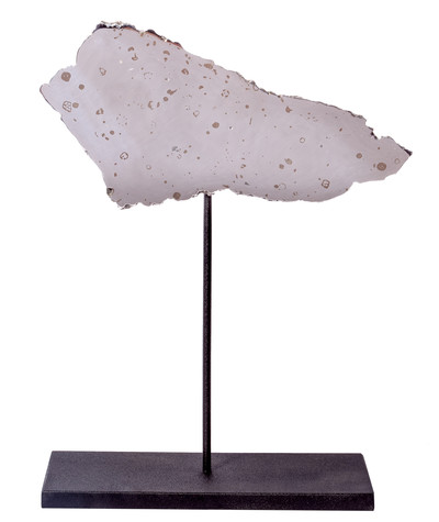 Метеорит Дронино 146,35 гр на подставке