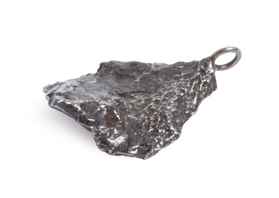 Подвеска из метеорита Сихотэ-Алинь