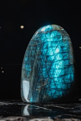 Лабрадорит 