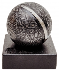 Метеорит Aletai 570 г